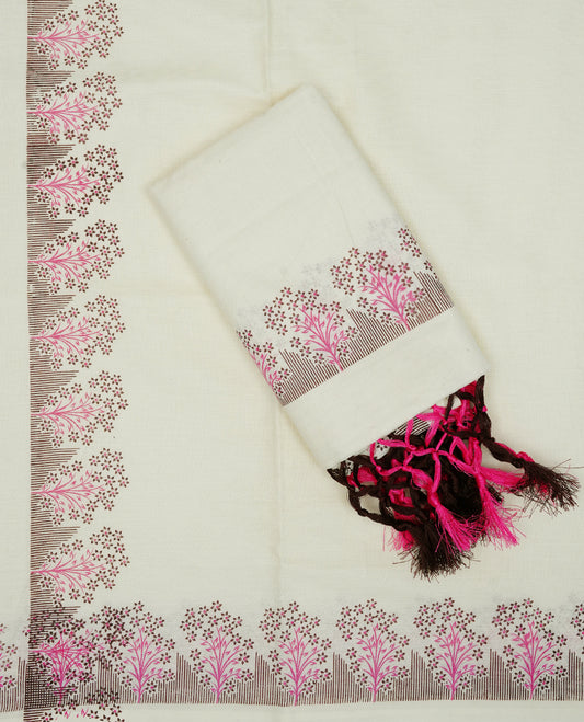Cream colour cotton set mundu featuring Black Strip with flower printed kara.