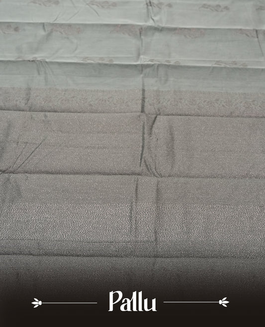 Dove Gray Colour Silk Cotton Saree with Dark Silver Leaf Butta Body, Contrasting Black Silver Zari Pallu & Border, Geometric Patterns, and Matching Plain Woven Blouse Piece