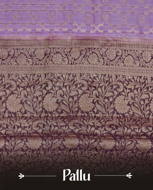 Light purple colour banaras silk saree featuring Gold zari geometric pattern on body, complemented by contrast Purple colour border with gold zari, comes with matching blouse piece.