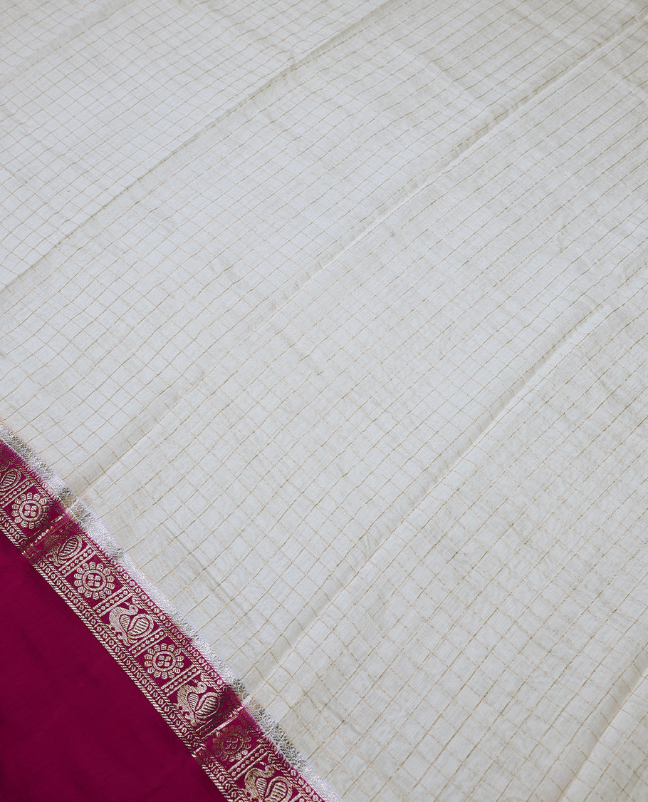 Off White Colour Assam Silk Saree Saree having Checked Body with Dark Magenta Colour Border and Blouse