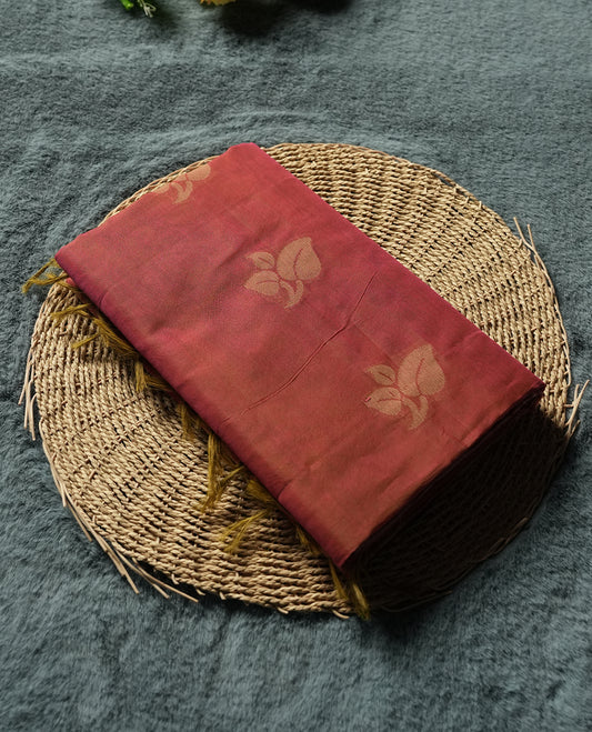 Red Pink and Yellow double shade Colour Silk Cotton Saree with Cream Leaf Butta Body, Contrasting Cream Zari Pallu & Border, Floral Motifs, and Matching Woven Blouse Piece