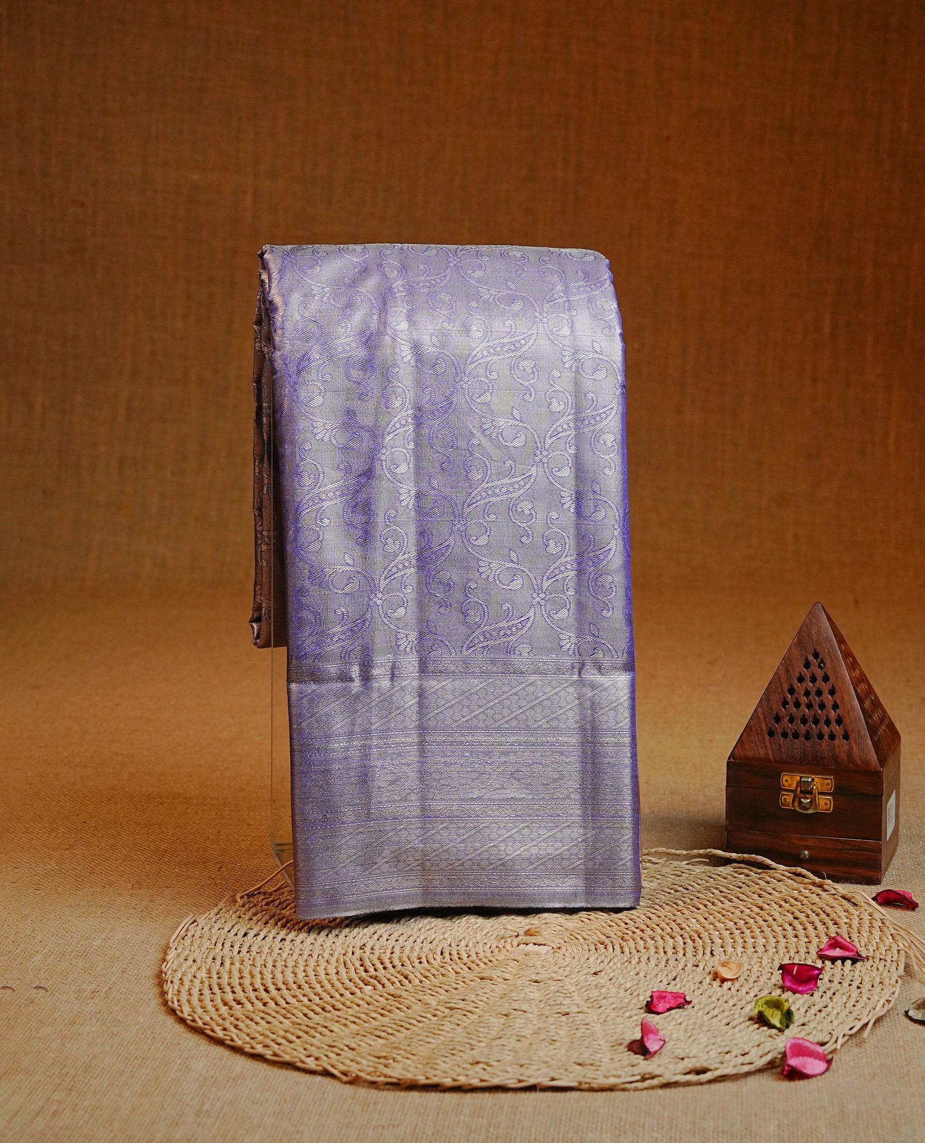 Periwinkle & Silver colour Double shade Semi tissue silk saree featuring self color kodi pattern on body, self colour with traditional border, paired with matching.
