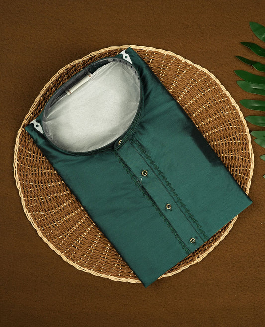 Emerald green colour mens kurta featuring elegant embroidery on the neckline & Crafted in a refined style with full sleeves, offering a perfect blend of tradition.