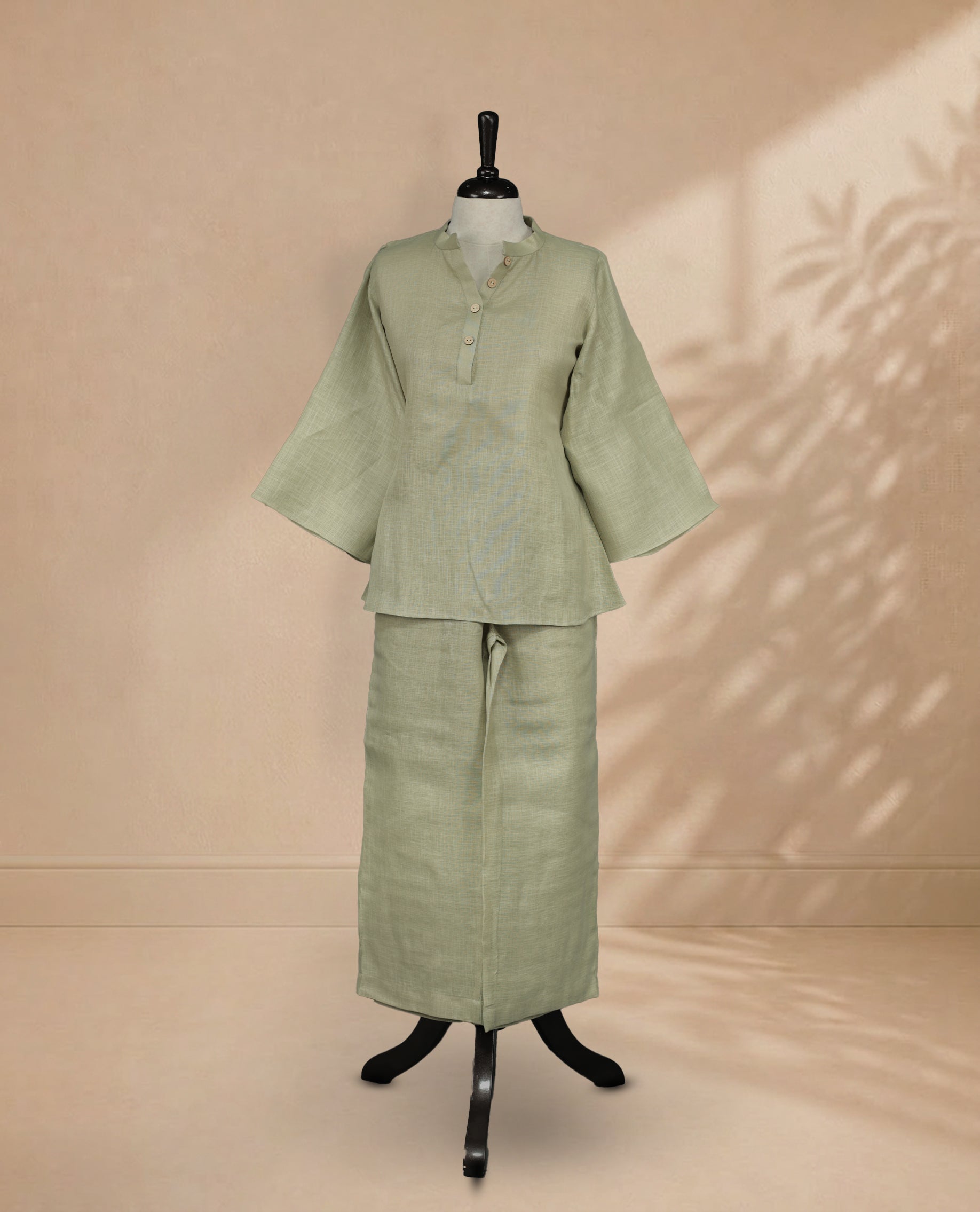 Women Two Piece  Light Green Colour Co-Ord Set with Mandarin Collar, Button Detail and  Sleeves