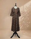Black colour kurti featuring classic u neckline,  floral prints on body, Comes with sleeve.