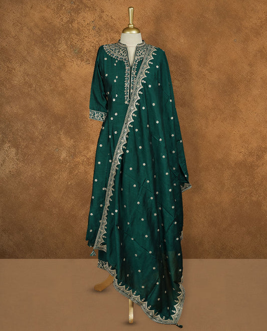 Dark Green colour churidar set featuring thread and embroidered and beats pattern neckline, sleeves, and thread embroidery on body , Paired with a matching dupatta