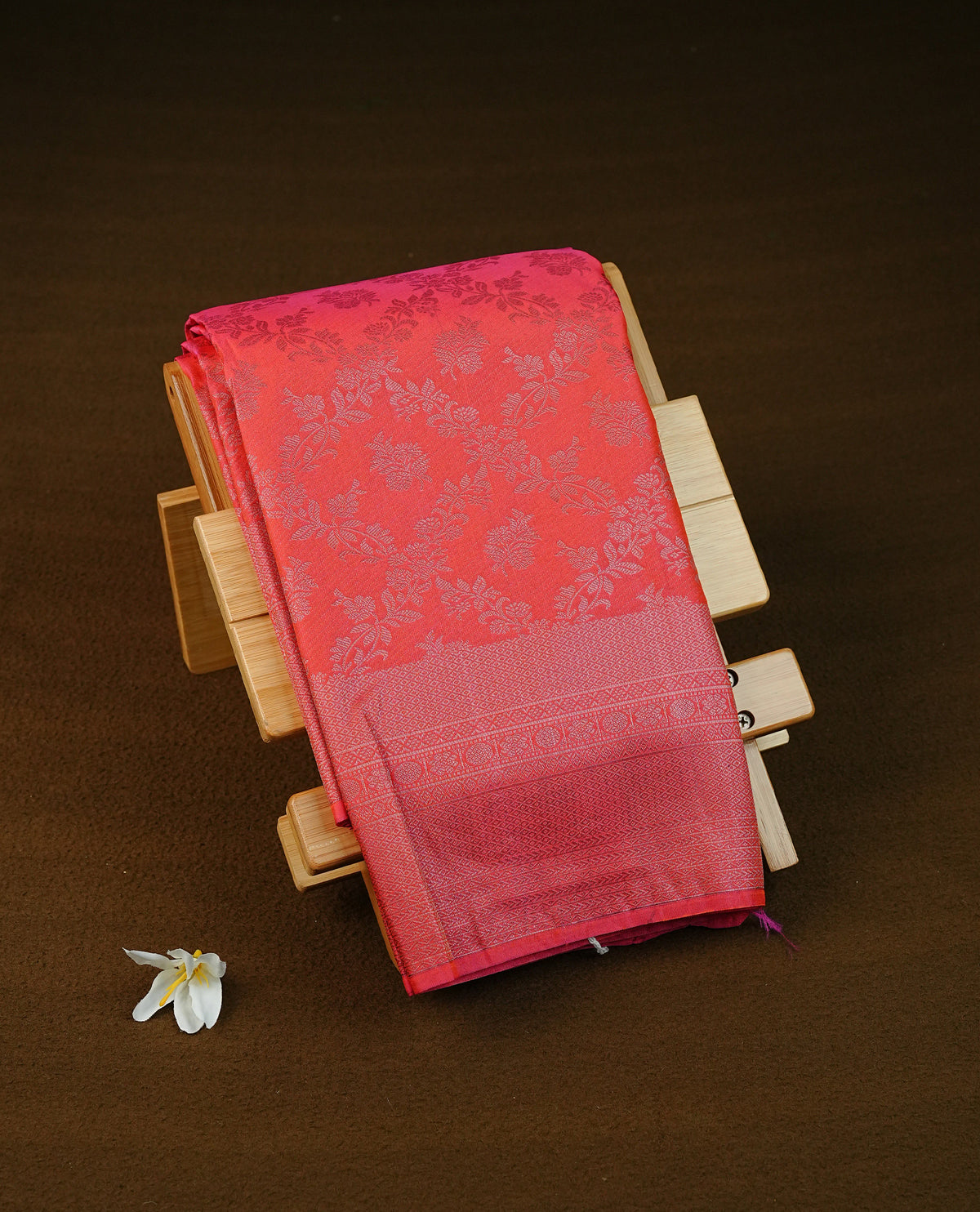Pink & red colour semi silk saree featuring antique zari kodi patterns on body, contrast self colour with traditional border on body, grand pallu comes with matching blouse piece