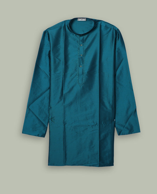 Pine green colour mens kurta featuring elegant embroidery on the neckline & Crafted in a refined style with full sleeves, offering a perfect blend of tradition.