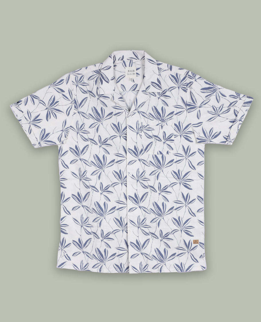 Off white colour short sleeve shirt features a rounded spread collar and a greyish blue colour jacquard print all over & its ideal for both casual days and laid back evenings.