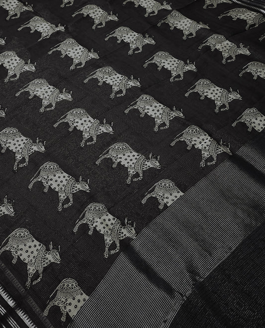 Black Colour Maheshwari Saree having Prints in Entire Body with Border and  Self Coloured Blouse