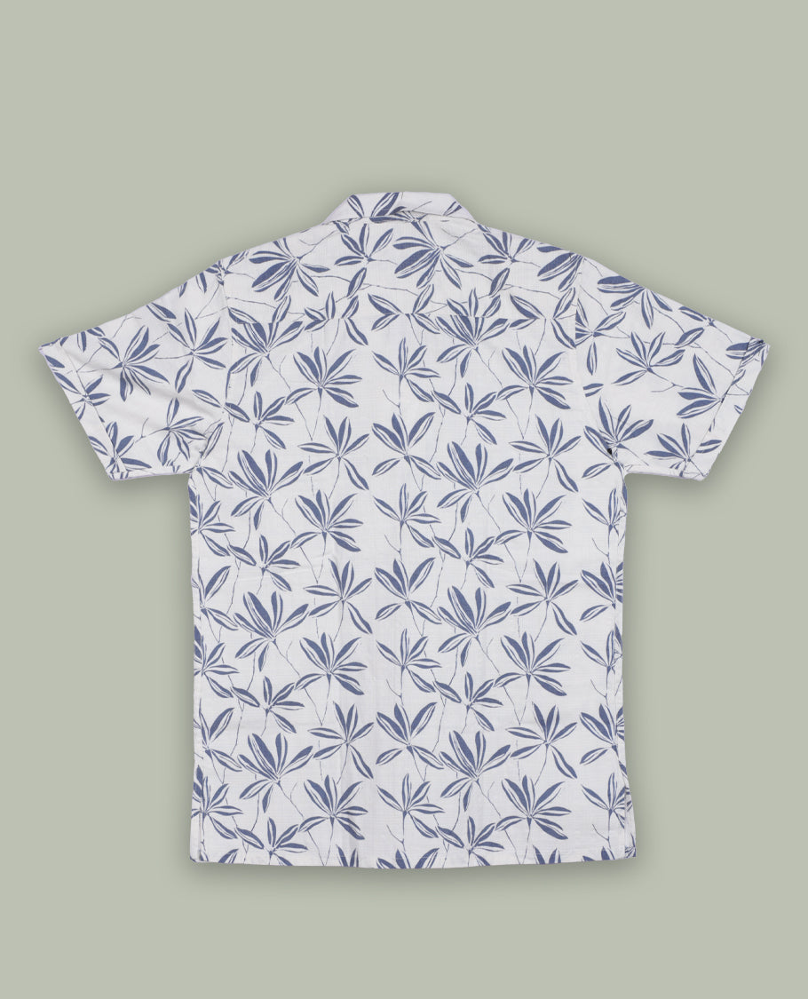 Off white colour short sleeve shirt features a rounded spread collar and a greyish blue colour jacquard print all over & its ideal for both casual days and laid back evenings.