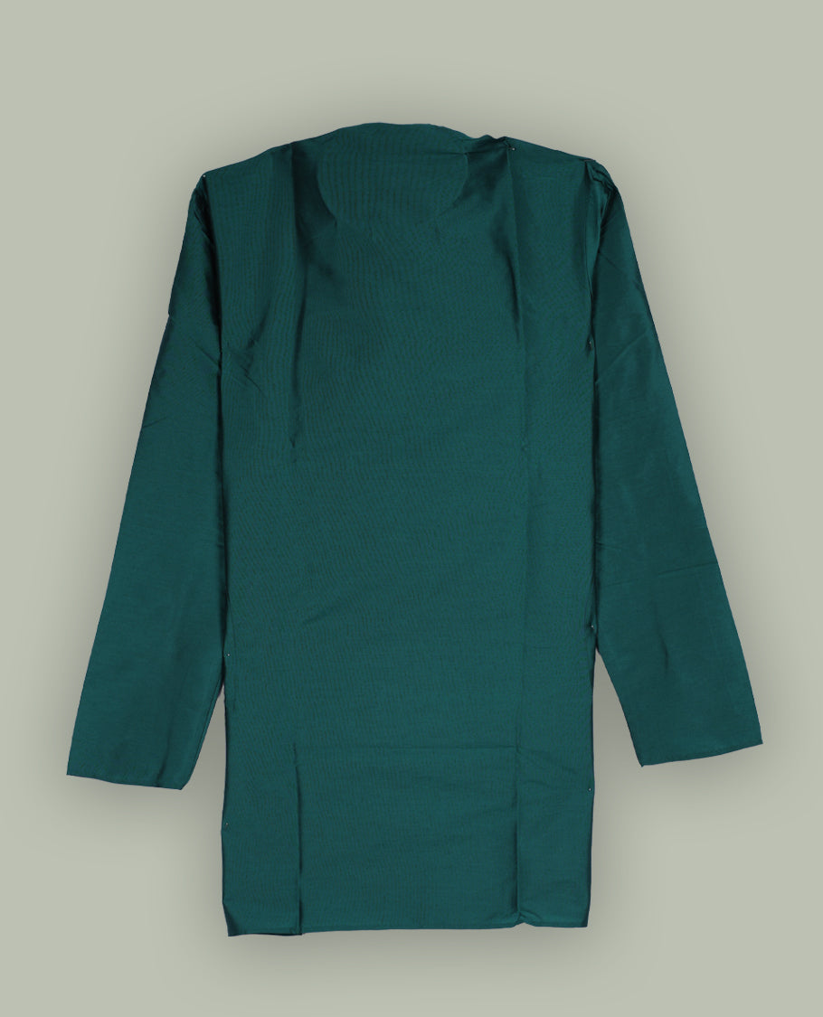 Rich teal blue colour mens kurta featuring elegant embroidery on the neckline & Crafted in a refined style with full sleeves, offering a perfect blend of tradition.