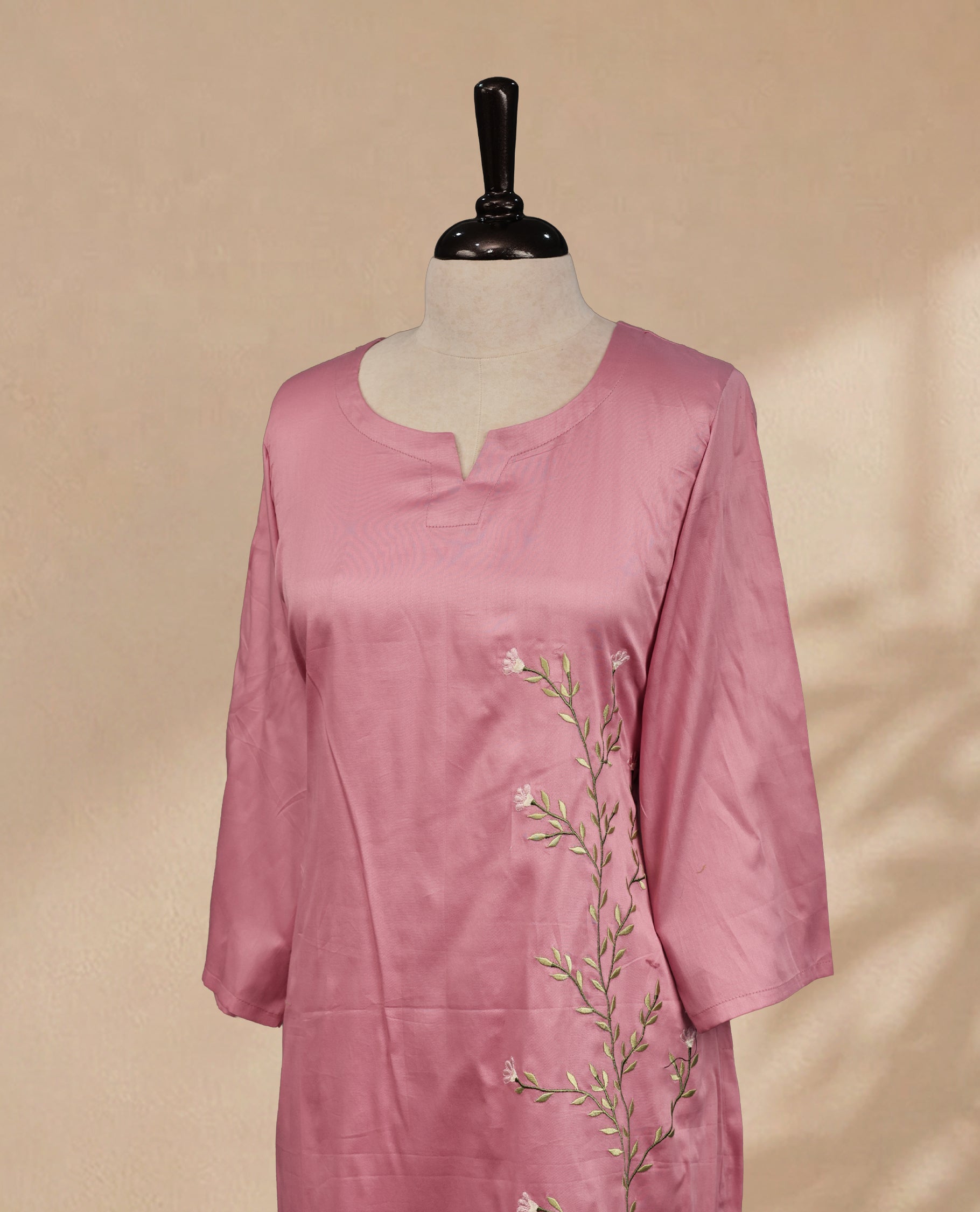 Peach Pink Colour  Kurti Featuring U-Shaped Neckline ,delicate  floral vine embroidery Work On Body & Sleeve