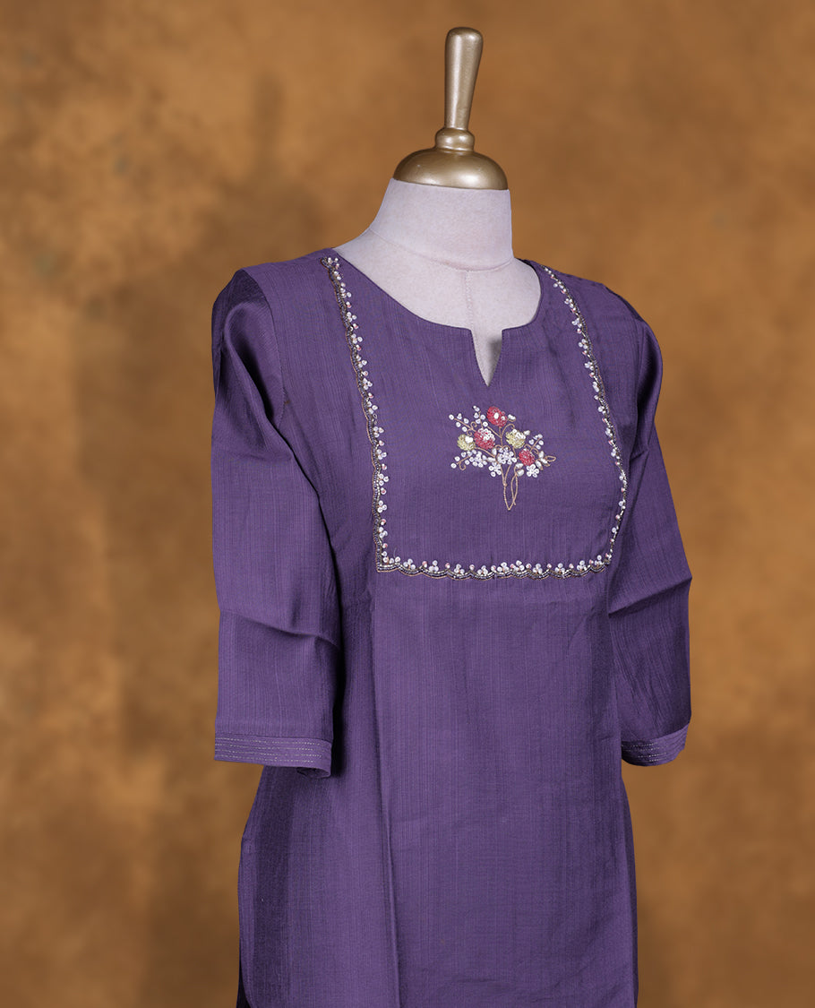 Dark Lavender colour kurti with styled with a thread & cut beats pattern around neckline, print on body knee length design, and a sleeve .