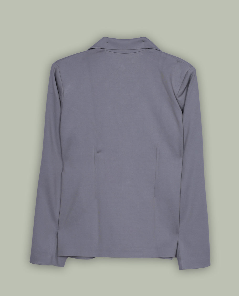 Gray colour blazer featuring a notched lapel collar, button-front closure and flap pockets, finished with long sleeves and a tailored silhouette.