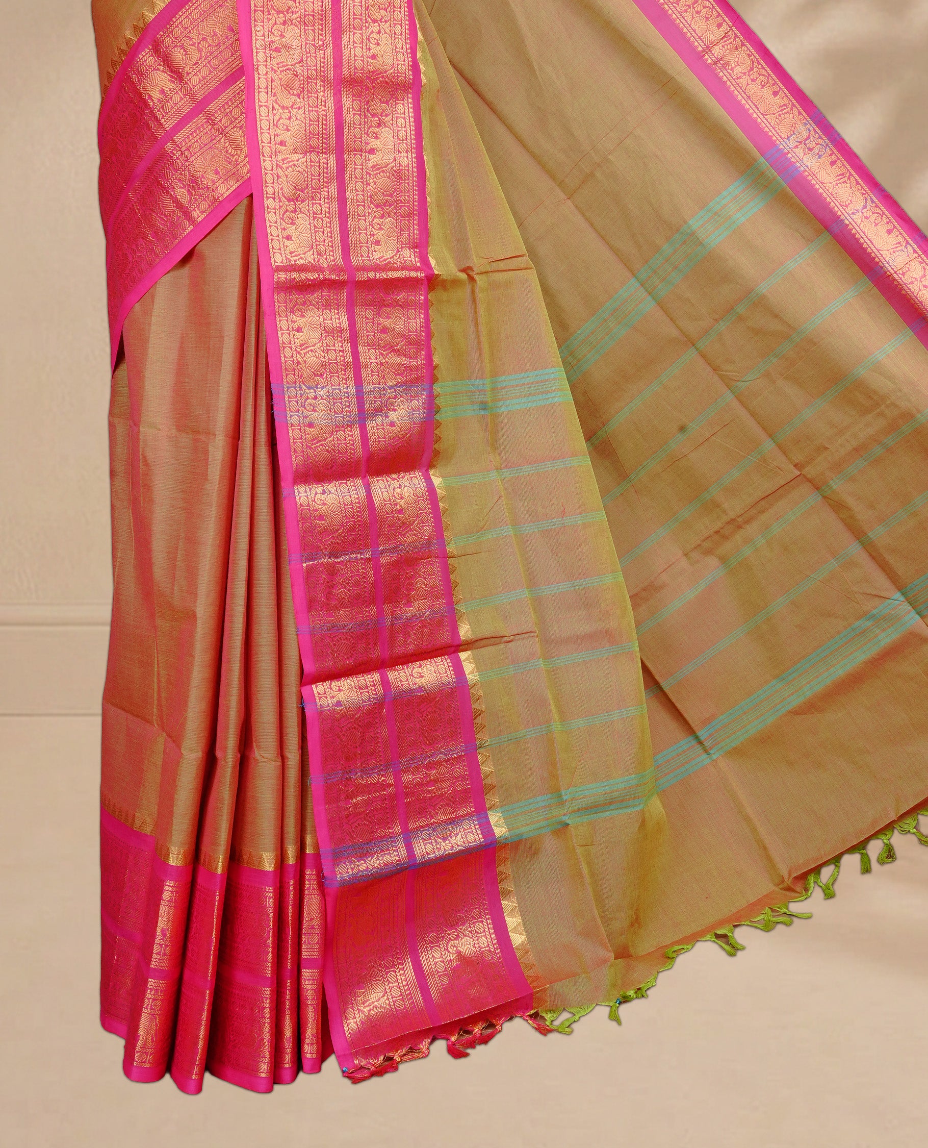 Olive Colour Chettinad cotton saree featuring elegant plain body , complemented by contrast Magenta colour with traditional border, comes with matching blouse piece.