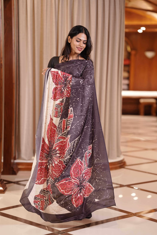 Black and Creme Masakali Saree with Flowers highlighted on Pallu with marble Design blouse