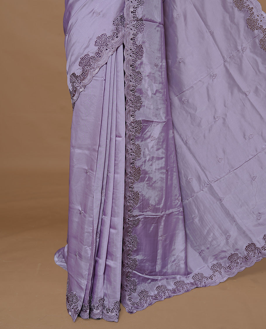 Pastel lavender colour Designer saree featuring Classic Plain body Styled with Thread motifs, Enrich with Thread & scalp border, paired with matching blouse piece.