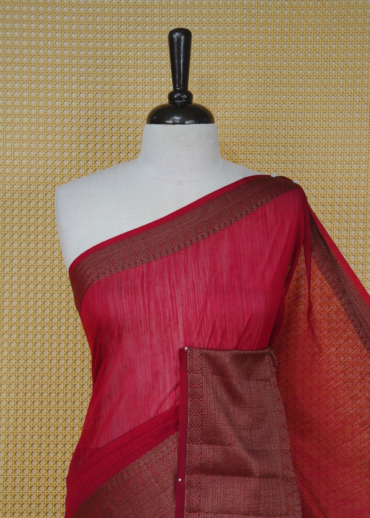 Deep red colour semi linen saree plain body, contrast self colour gold zari detailed border, grand pallu comes with matching blouse piece