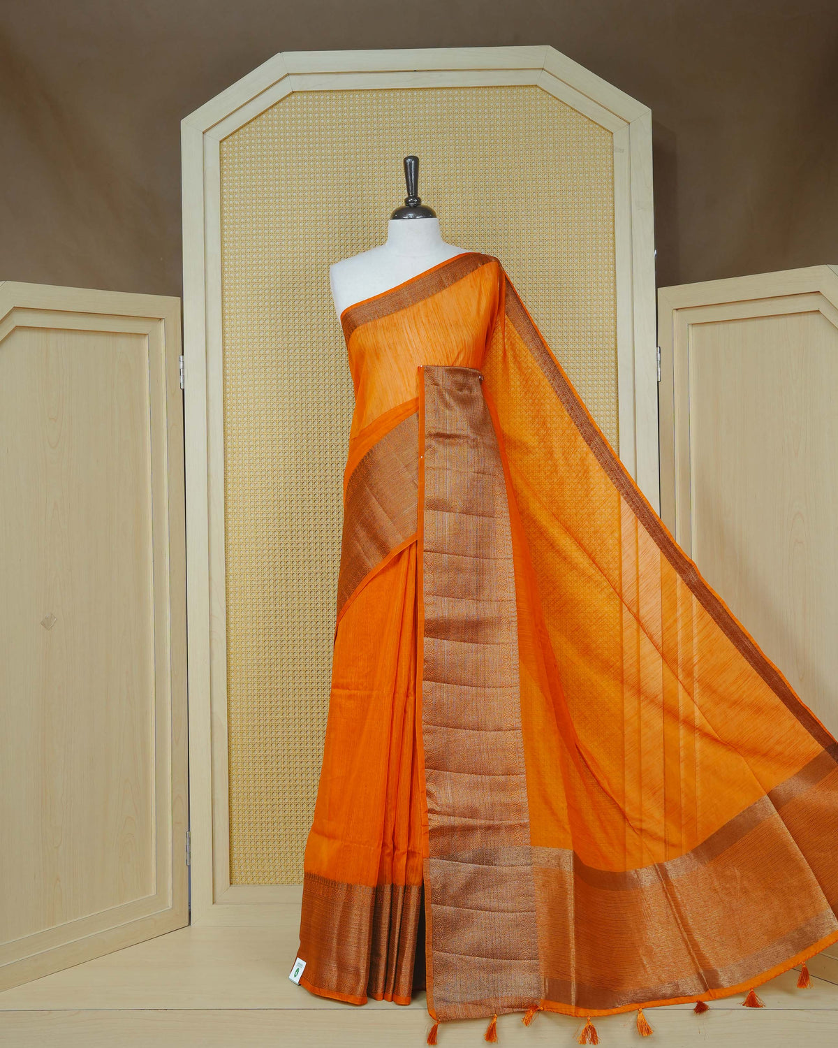 Mustard colour semi linen saree plain body, contrast self colour gold zari detailed border, grand pallu comes with matching blouse piece