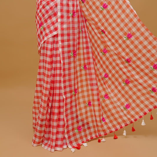 Red and White colour mul cotton saree