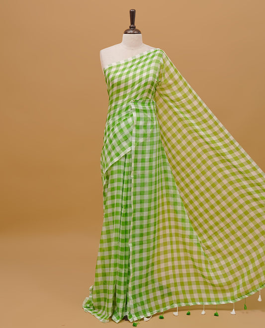 Green & White colour mul cotton saree
