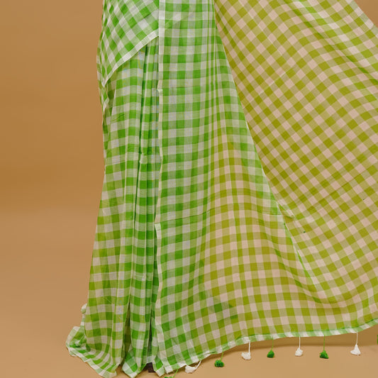 Green & White colour mul cotton saree