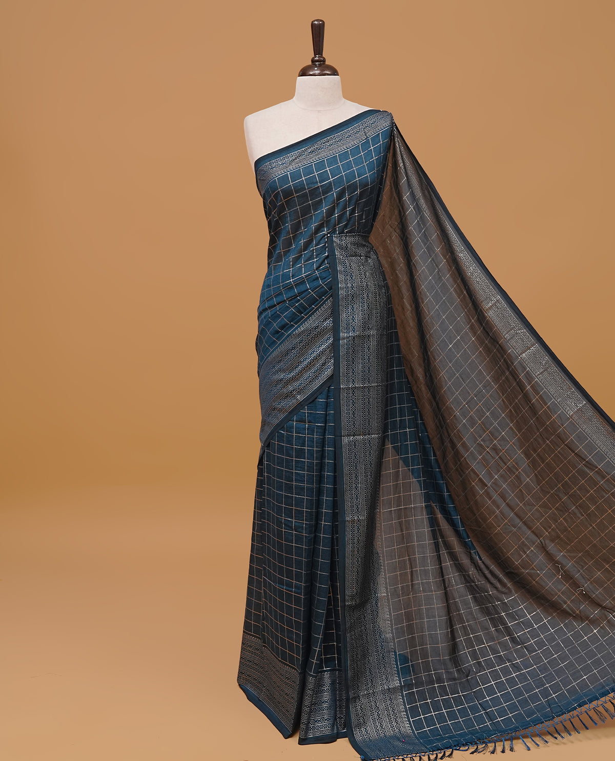Dark teal colour vijithra silk saree