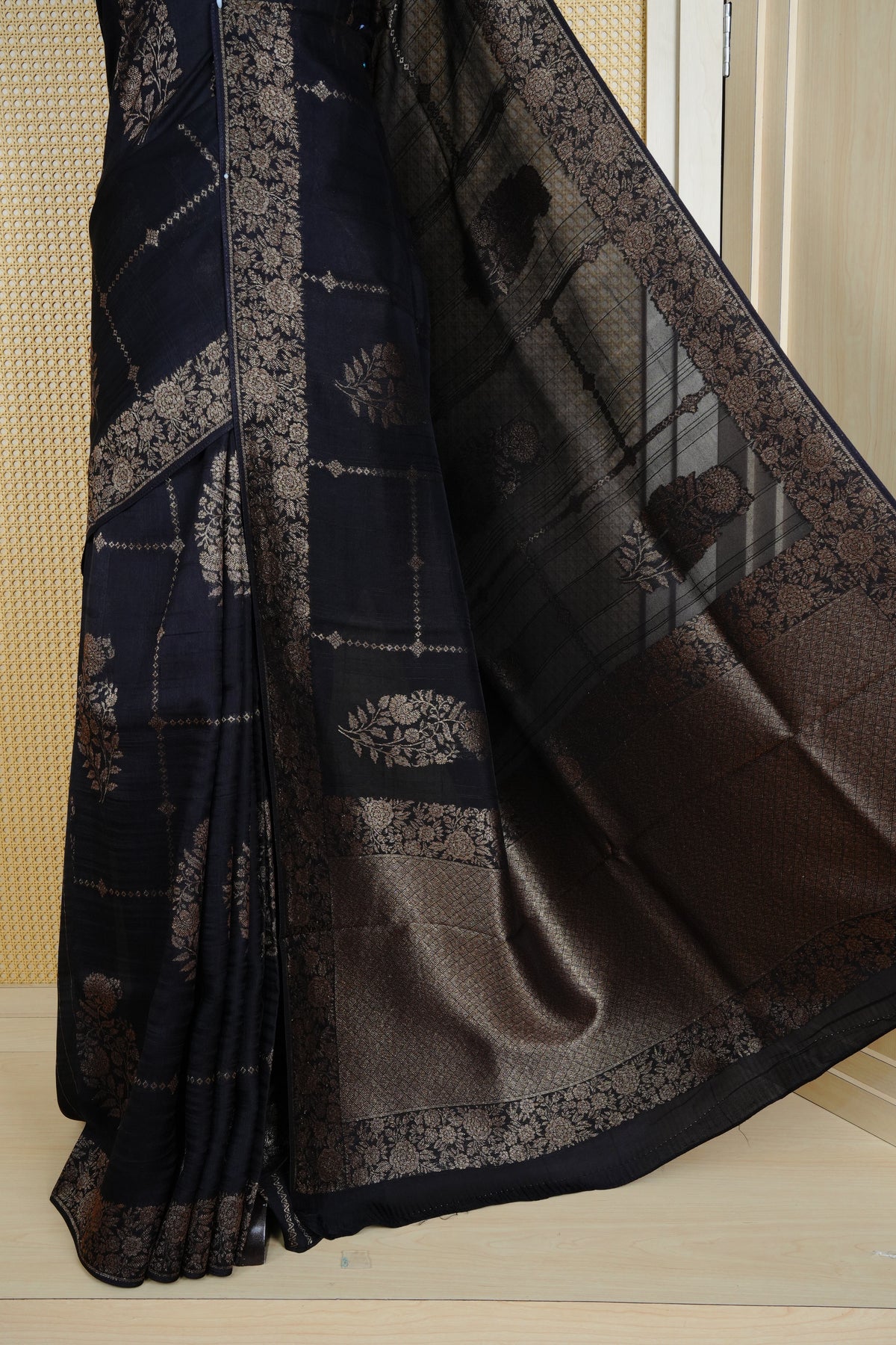 Black colour semi banaras tussar georgette saree