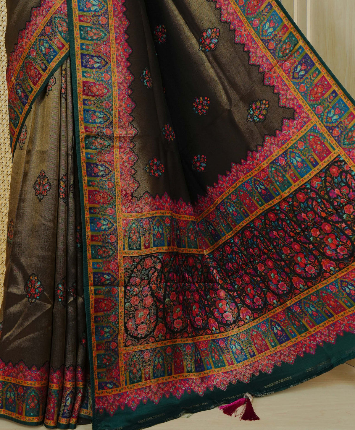Antique gold Colour Pashmina Saree