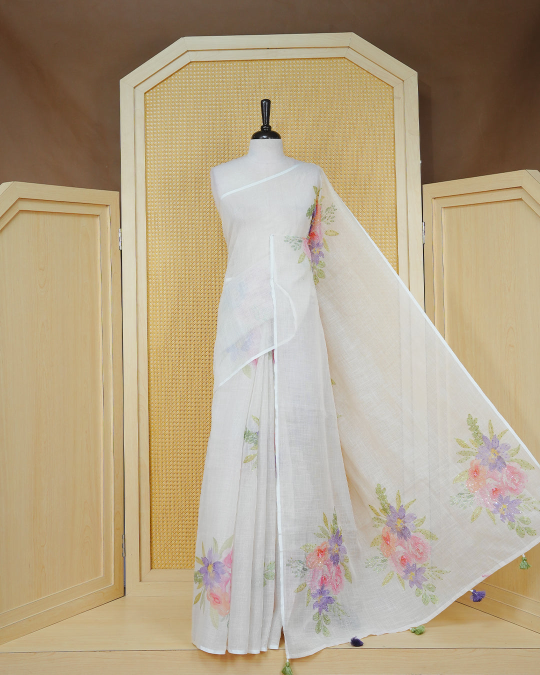 Light Lavender colour linen tissue saree.