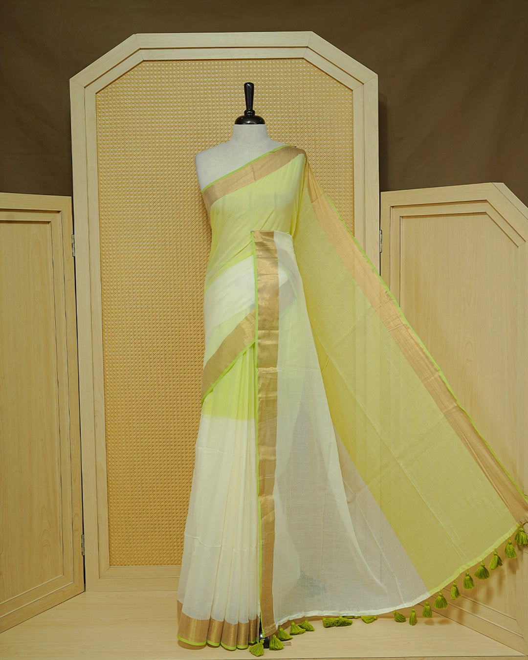 Light green  & White Colour Half & Half Mul cotton saree Complemented by contrast Green colour Border & tassels.