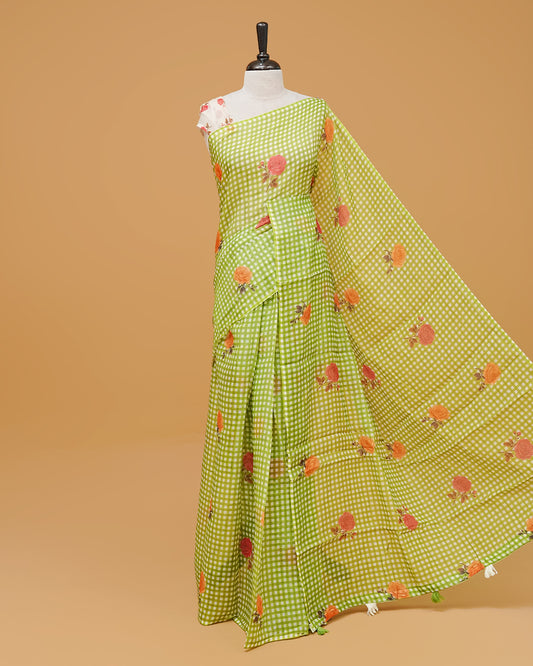 Green & white colour semi linen saree