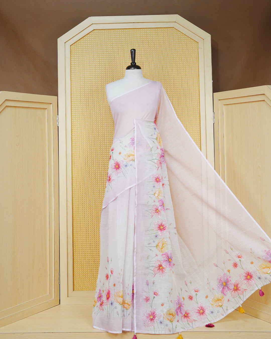 Light Purple colour linen tissue saree.