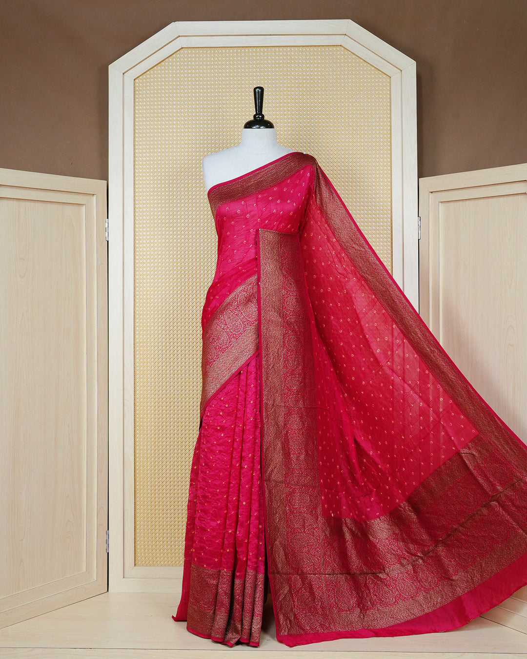 Rani pink Colour banaras bandhani saree