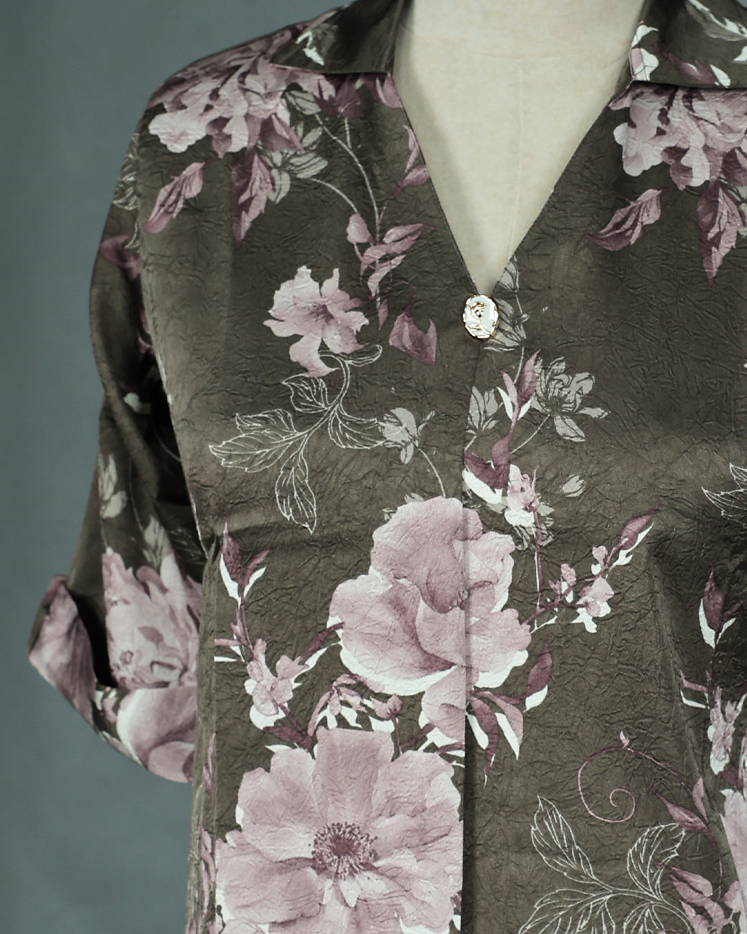 Olive colour Top with Kodi Print work on body, collar design, With sleeve.