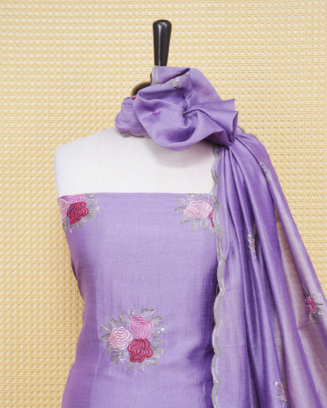Lavender Colour Georgette Salwar Material Featuring Thread Work on body, Paired With Matching Bottom & Elegant Dupatta