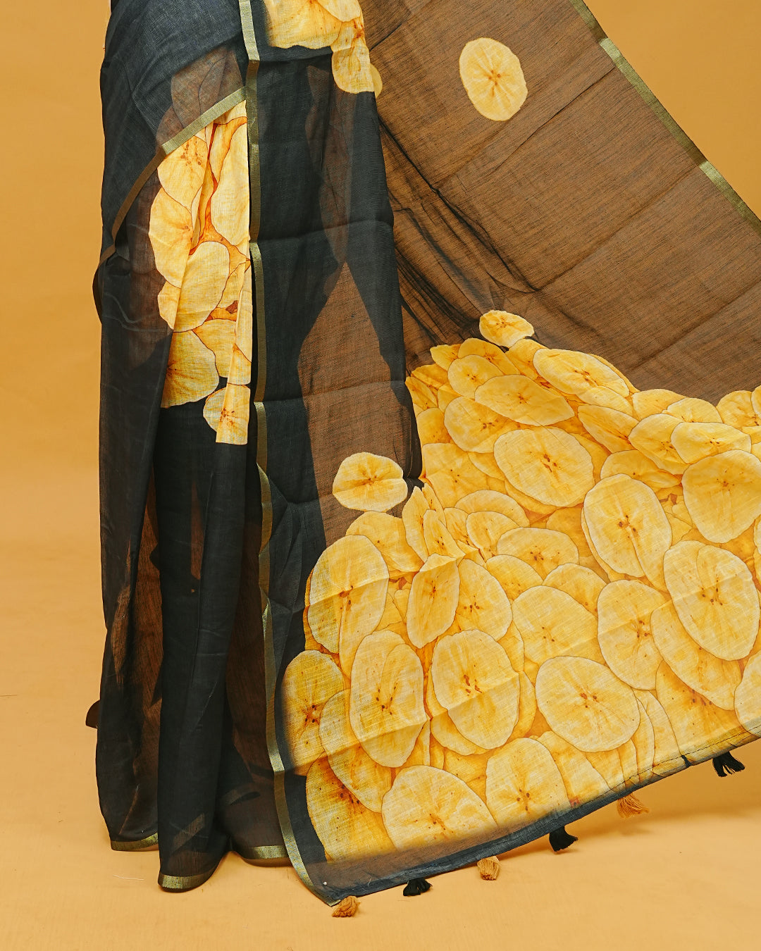 Black Colour Semi Linen Saree