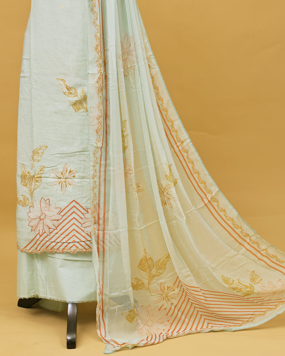 Light Green colour Linen Salwar material with Thread With print work on body, matching bottom & Dupatta.