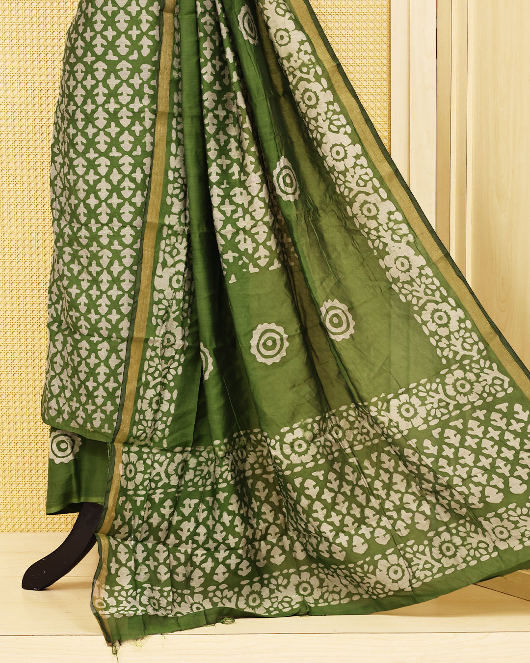 Green colour  chanderi Salwar Material featuring elegant geometric prints on the kurta, paired with a matching solid bottom and a matching printed dupatta.