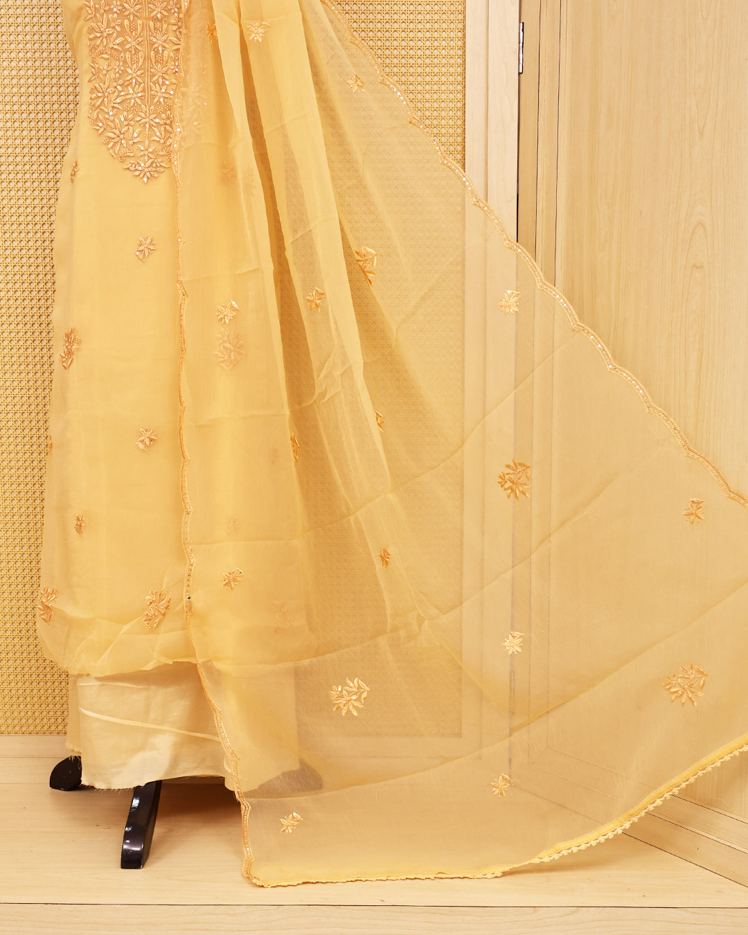 Pastel Yellow colour Crush organza salwar material featuring thread work on body, paired with Matching bottom & dupatta.
