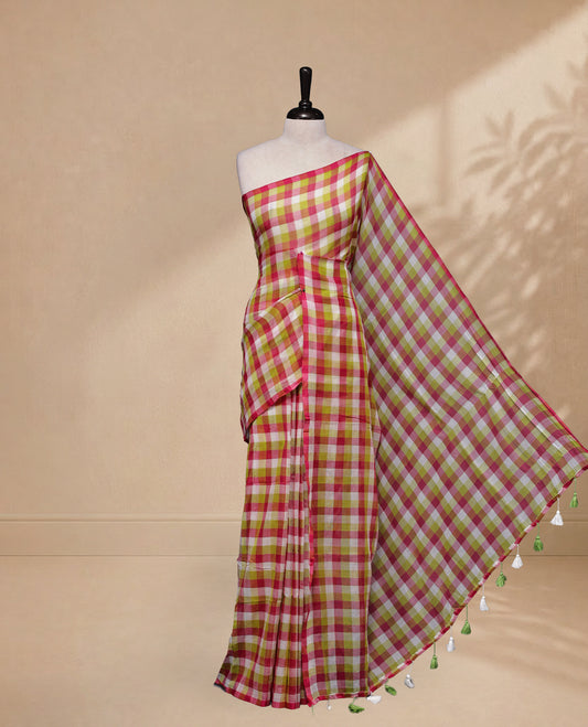 Pink & Green colour Khadi Mul cotton saree featuring Check Pattern on body,Enhanced Minimalist Borderless Finish & elegant Tassels at pallu.