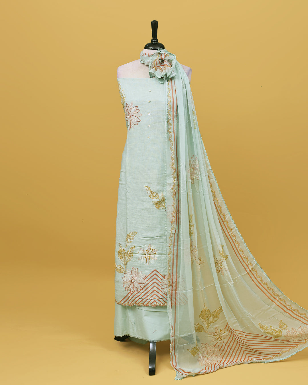 Light Green colour Linen Salwar material with Thread With print work on body, matching bottom & Dupatta.